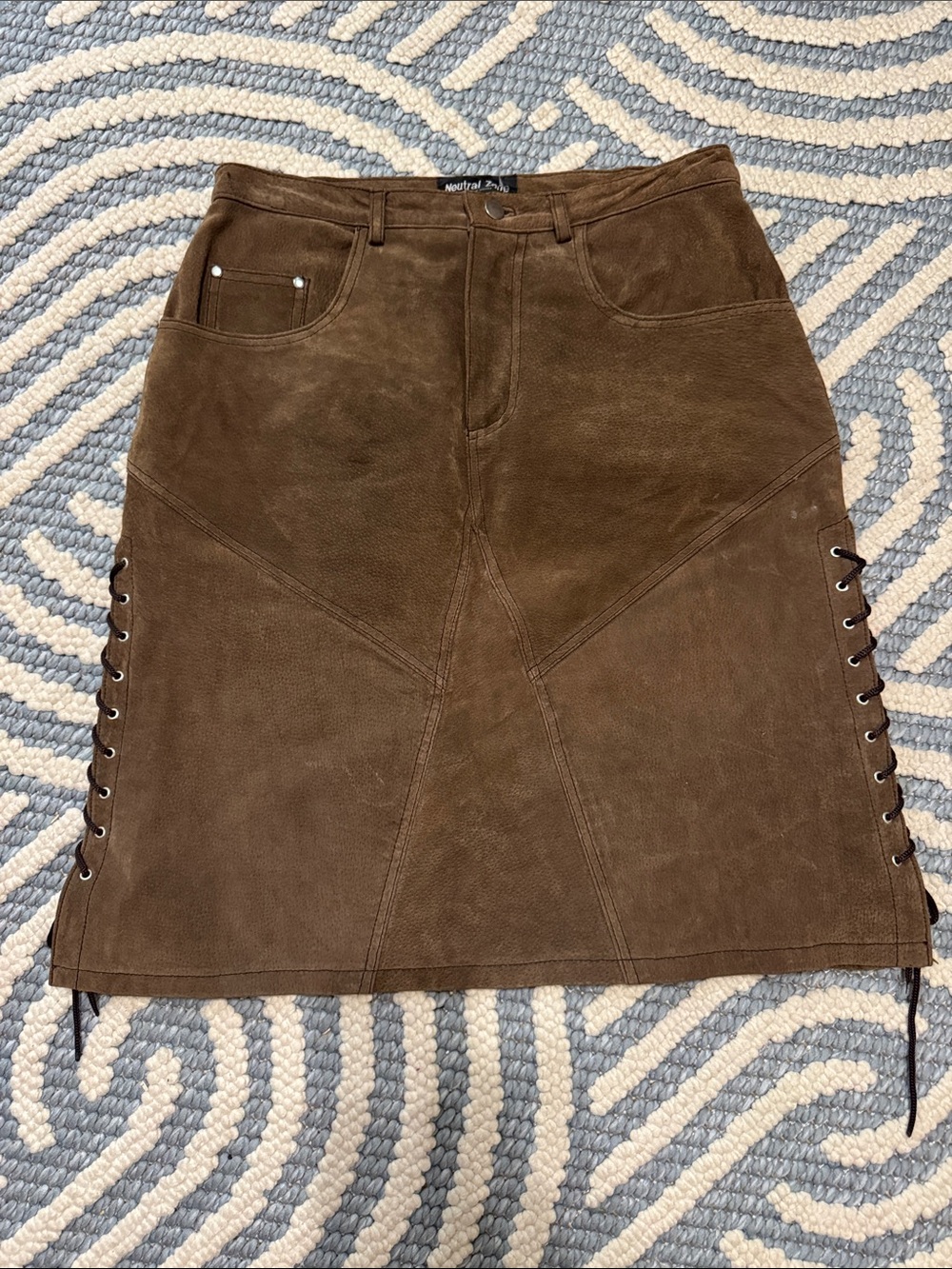 Neutral Zone Vintage 90s Genuine Leather Suede Lace Up Skirt M